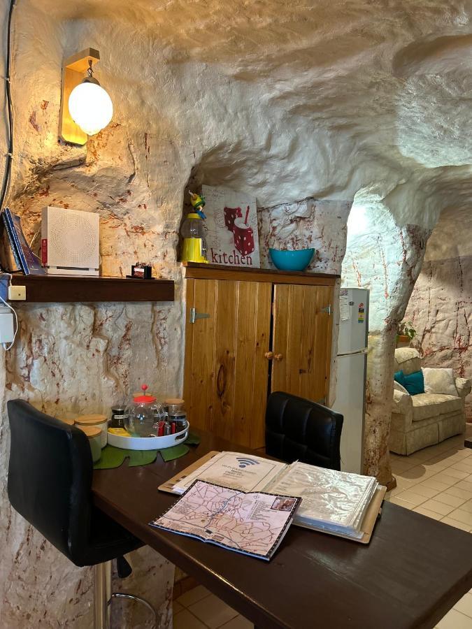 Вилла Dinky Di'S Dugout Кубер-Педи Экстерьер фото