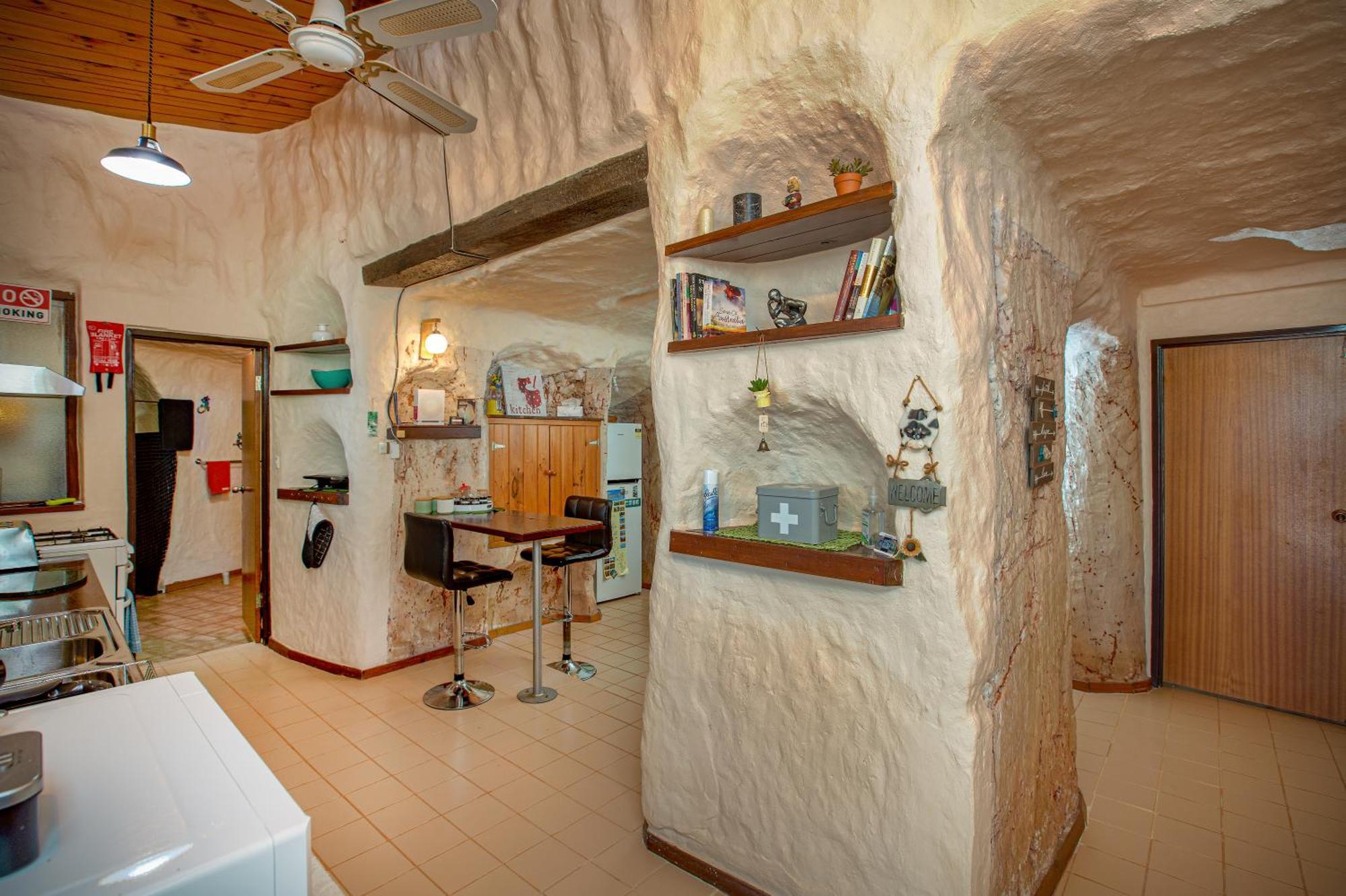 Вилла Dinky Di'S Dugout Кубер-Педи Экстерьер фото